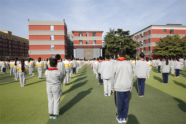 咸阳市高新一中举行“护苗2022绿书签”行动启动仪式