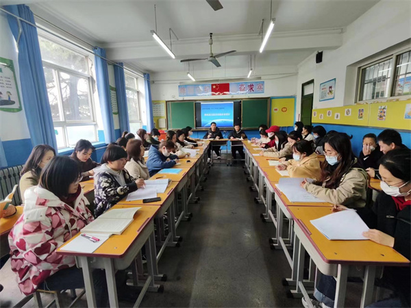 研“语”芳华 沉香流年——咸阳市高新一中小学部开展语文教研活动