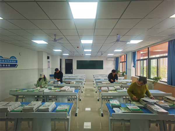 做好作业常规检查 助推教学质量提升——咸阳市高新一中初中部开展作业检查活动