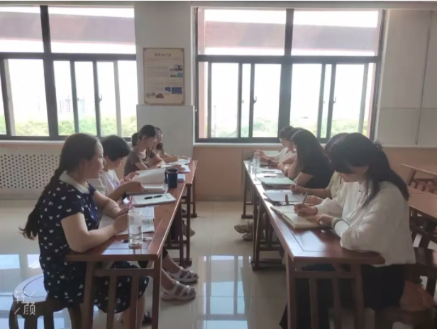 聚力共研 全力以“复”——咸阳市高新一中初中部各学科开展教研活动