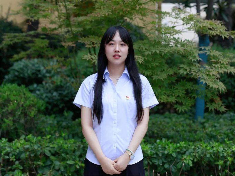 咸阳市高新一中名师风采展播——小学部姚蓉老师