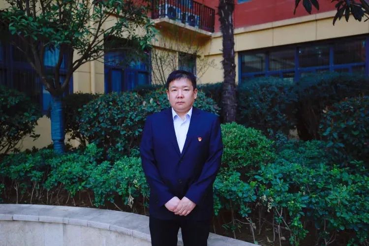 咸阳市高新一中名师风采展播——高中部王中社老师