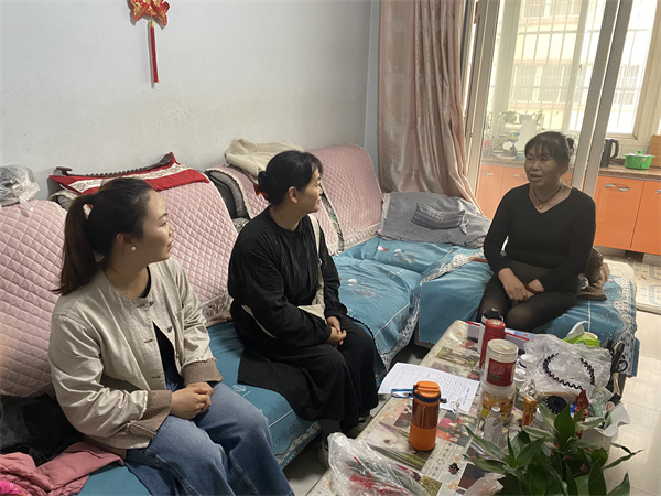 家校同心赴成长 温情家访暖人心 &mdash;&mdash;咸阳市高新一中初中部开展家访活动