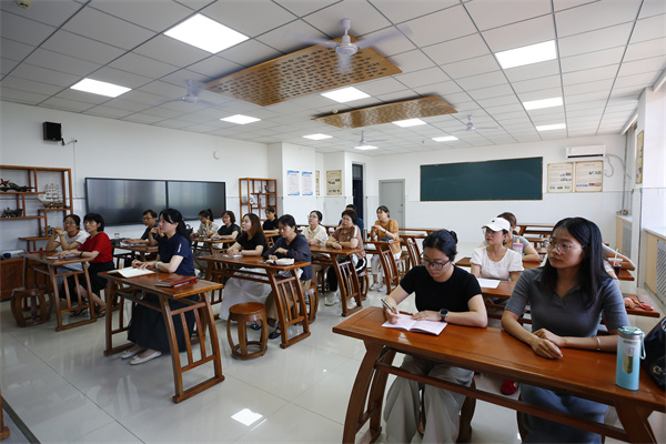 聚焦中考明方向 凝心聚力谱新篇&mdash;&mdash;咸阳市高新一中召开2026中考研讨会